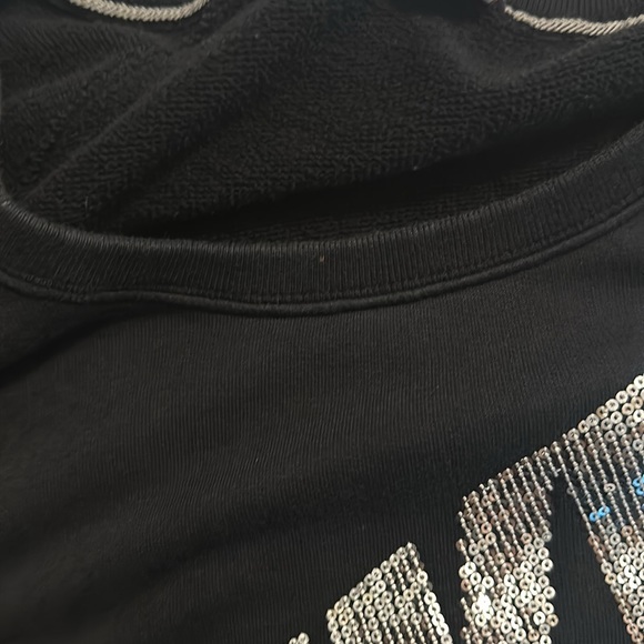Nike black with silver sequin logo pullover sweatshirt size medium! - Picture 5 of 5